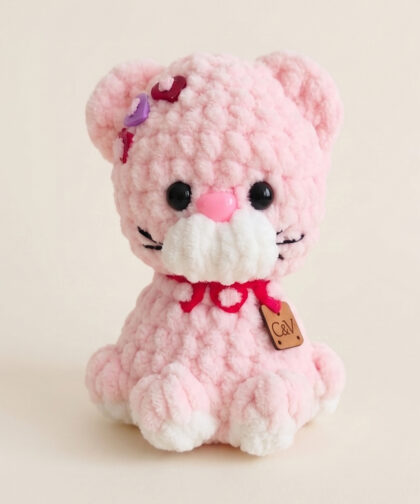 Pisicuță Croșetată Roz din Pluș - Amigurumi