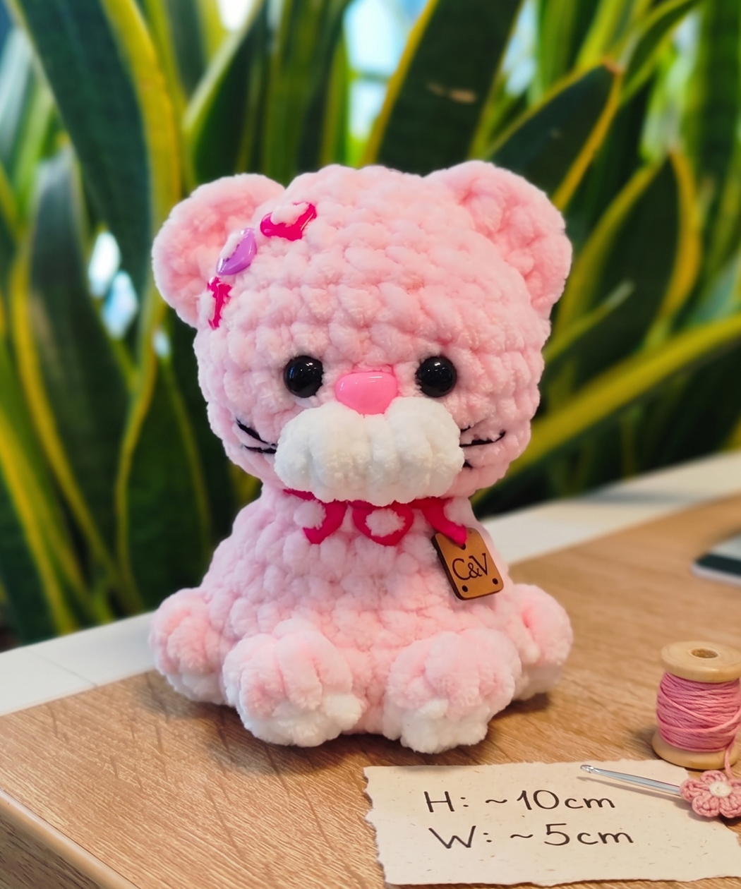 Pisicuță Croșetată Roz din Pluș - Amigurumi